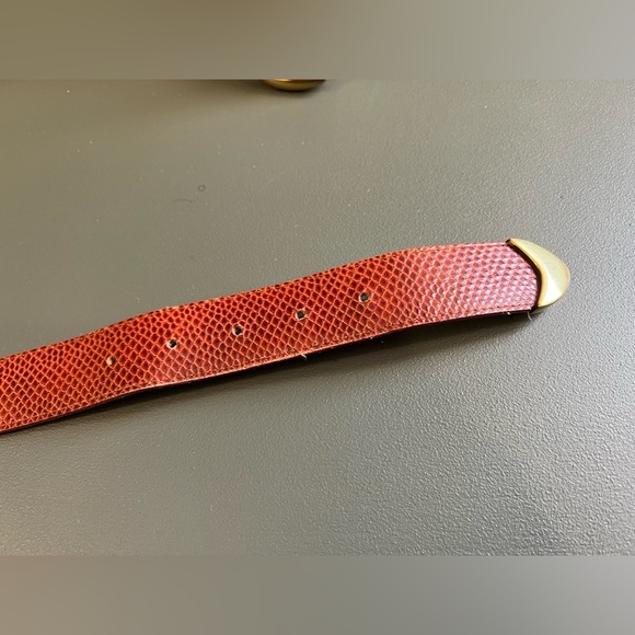 Emmanuel “Canadian Made” leather belt with gold accents - Picture 7 of 7